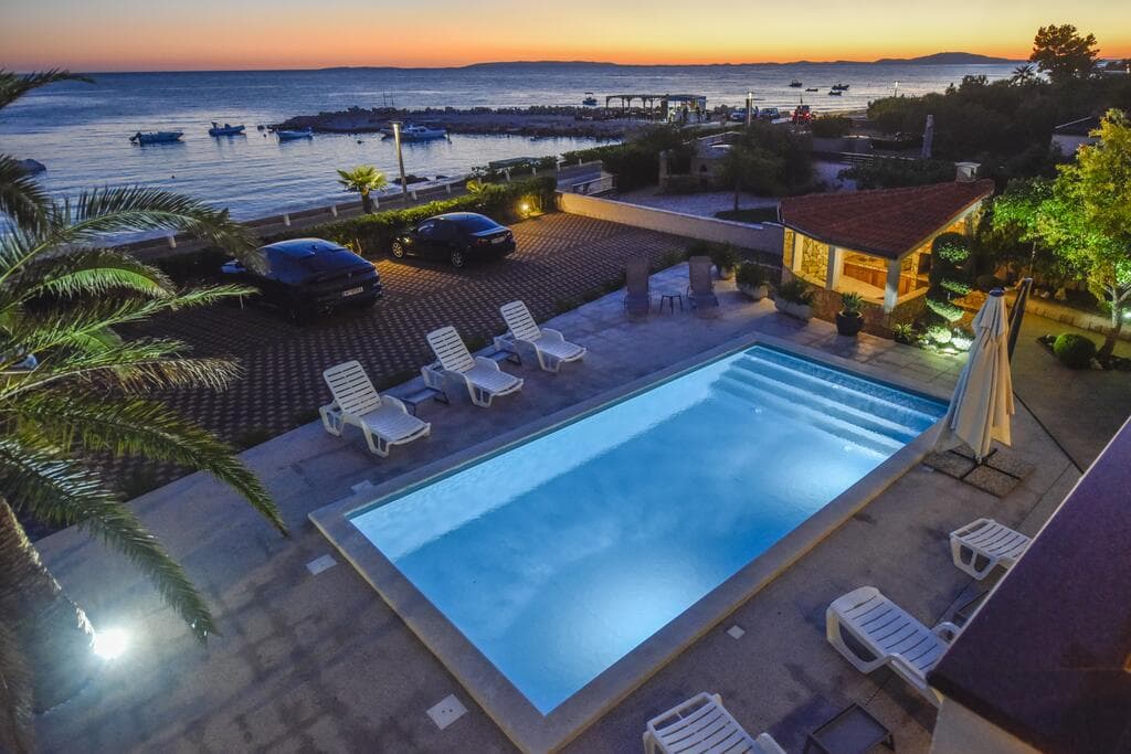 Tolo 6 Appartement in Novalja