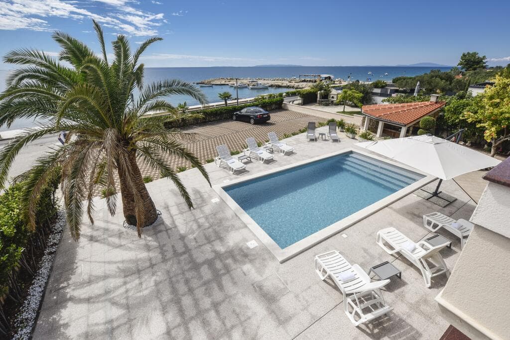 Tolo Studio Appartement in Novalja