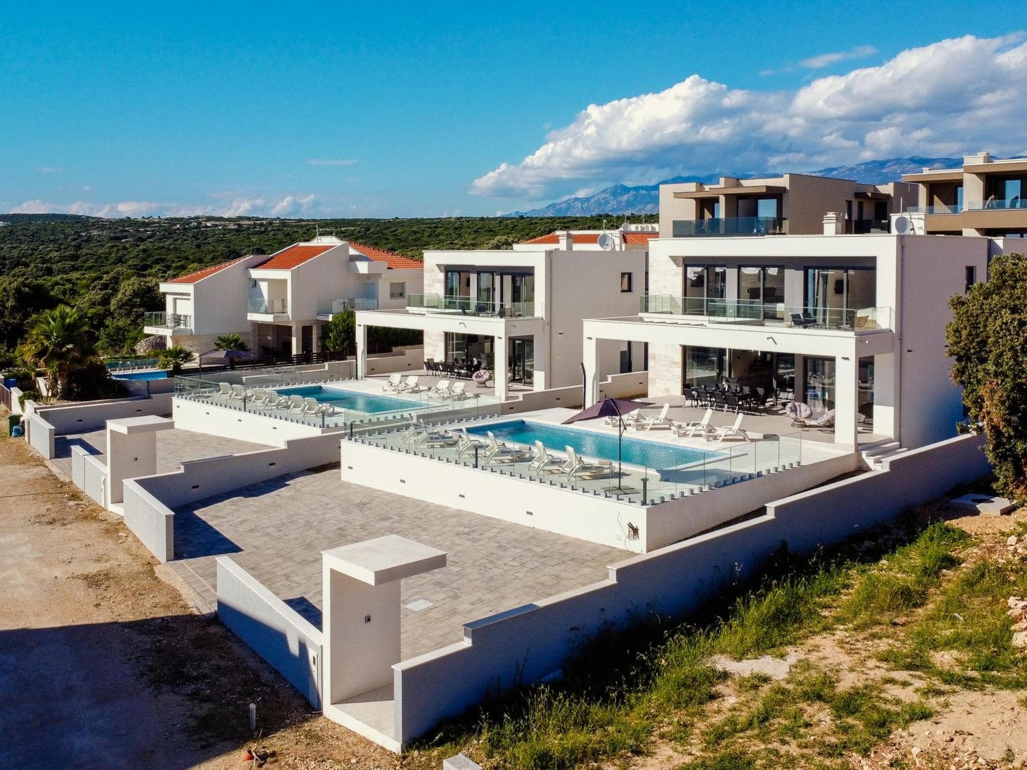 Villa in Novalja huren: Exclusieve vakantiehuizen met privézwembad aan Zrće Beach