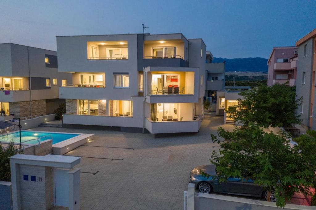 Danivan B Studio in Novalja