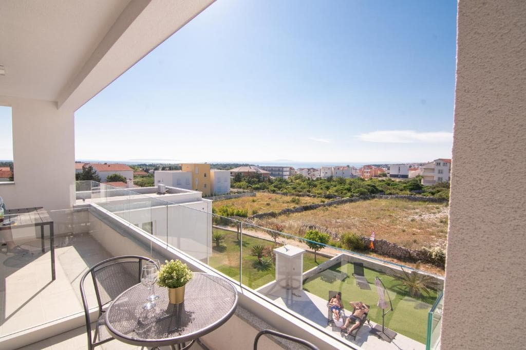 Pool Maris B Tweepersoonskamer in Novalja